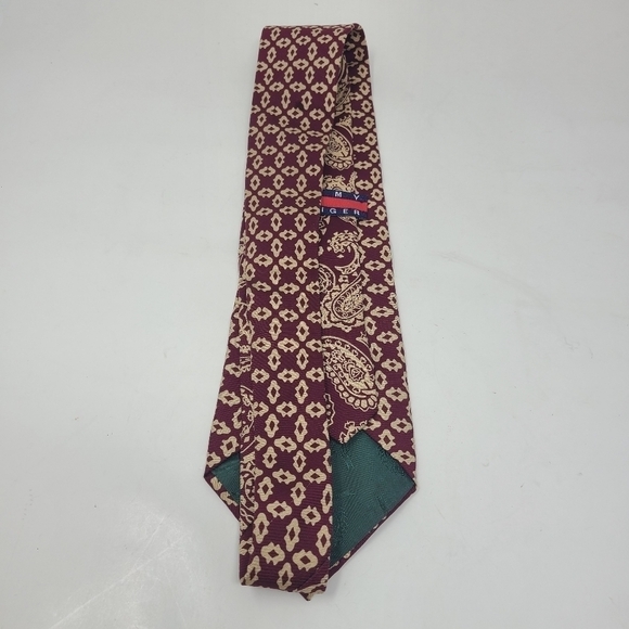 Tommy Hilfiger | Men's Vintage Maroon and Cream Paisley Printed Silk Tie - Picture 9 of 10